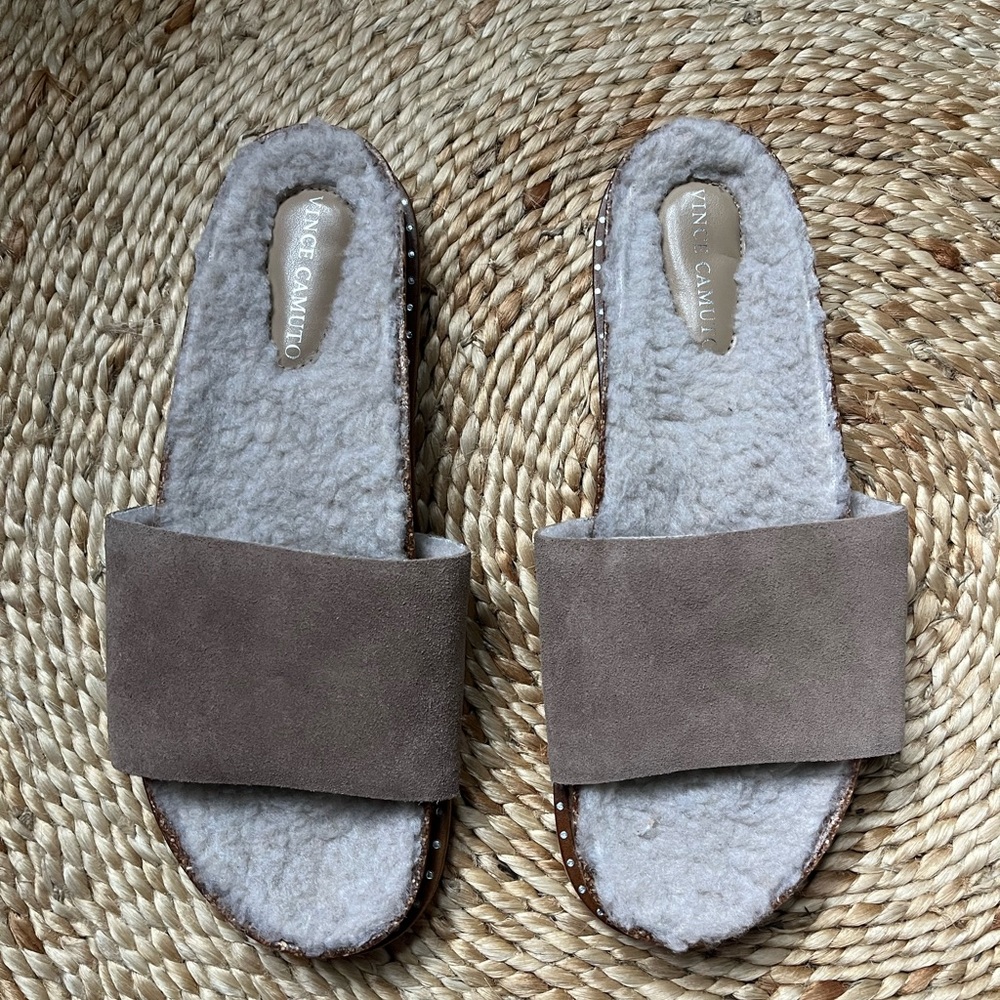 Vince Camuto Kanadial Slides  sz 11